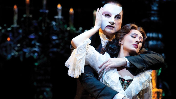 Müzikali Sevdiren Roman: The Phantom of the Opera